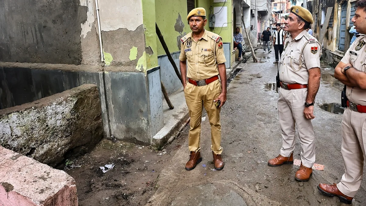 রাজস্থানে পাইপলাইন ফুটো করে ২০ টন অপরিশোধিত তেল চুরি, গ্রেপ্তার ৮