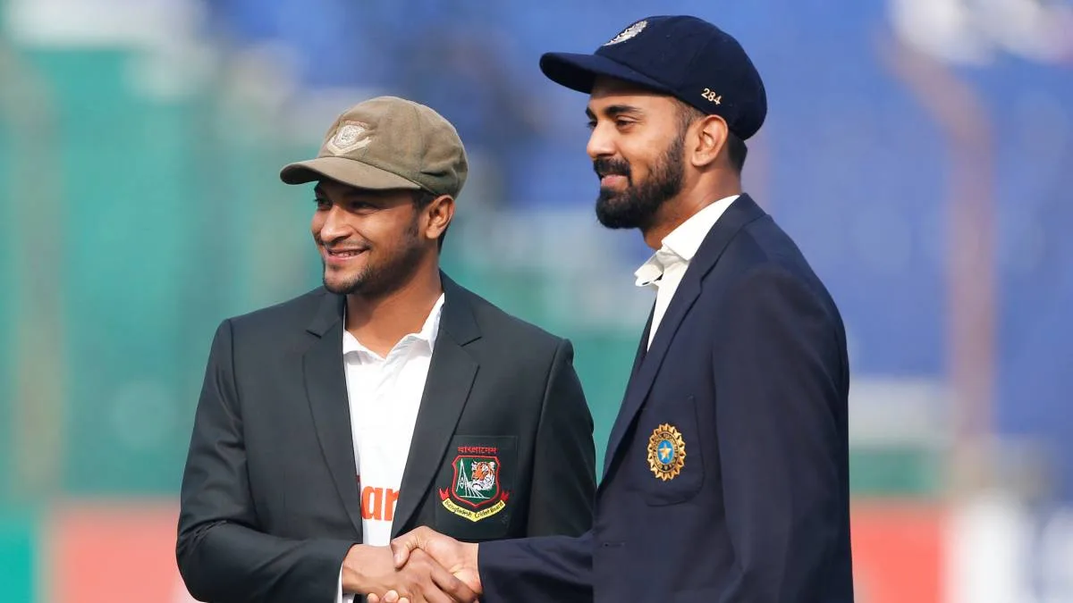নিরাপত্তার নিশ্চয়তা পেলে দেশে ফিরে বিচারের মুখোমুখি হতে চান শাকিব, কী বললেন বাংলাদেশের ক্রীড়ামন্ত্রী?