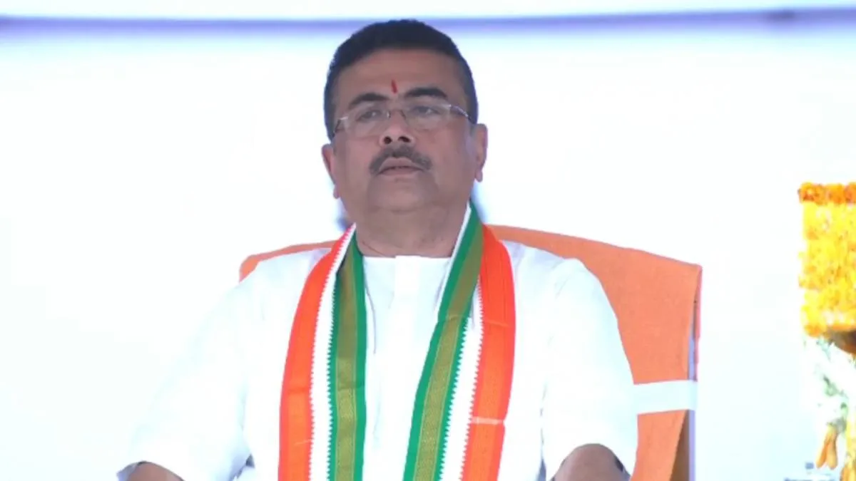 ‘বাংলা শ্যামাপ্রসাদ-প্রণবানন্দের মাটি’- রেড রোডে ঐক্যের বার্তা শুভেন্দুর