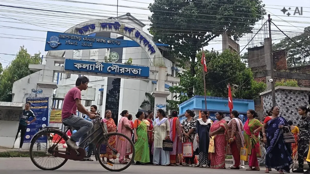 অন্নপূর্ণার টাকা ঢুকল না অ্যাকাউন্টে, ক্ষোভে  নদিয়া জেলায় মহিলাদের বিক্ষোভ