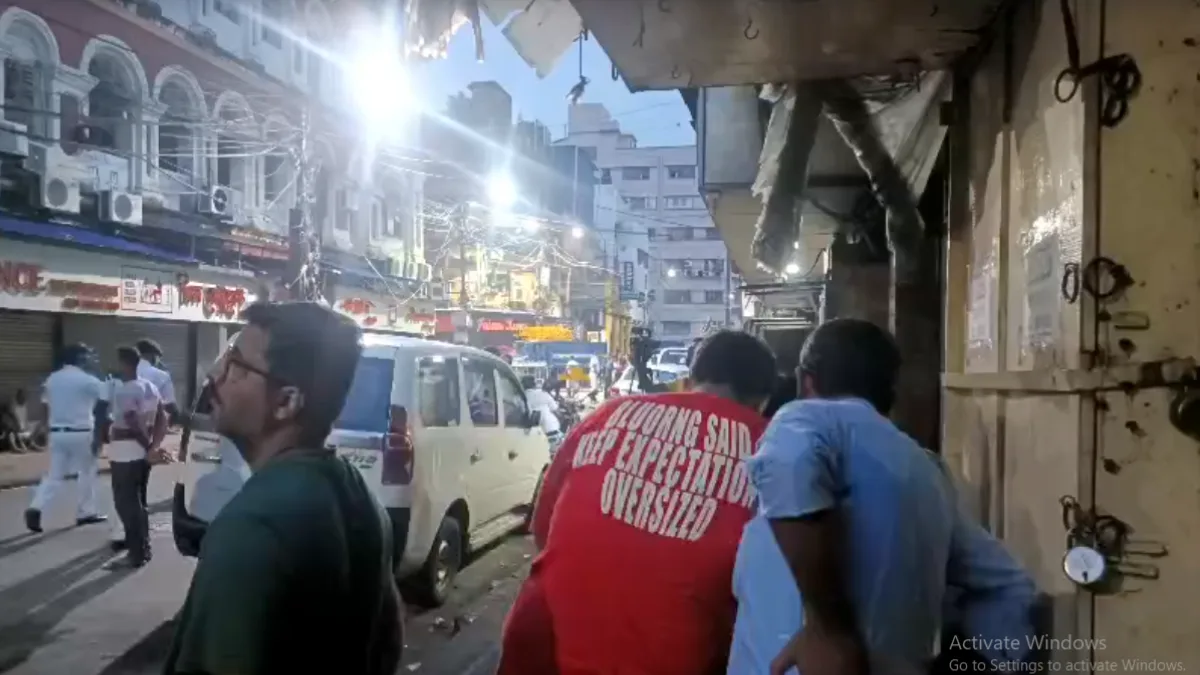 নিউ মার্কেটের আগুনের ঘটনায় ‘কাঠগড়ায়’ কলকাতা পুরসভা