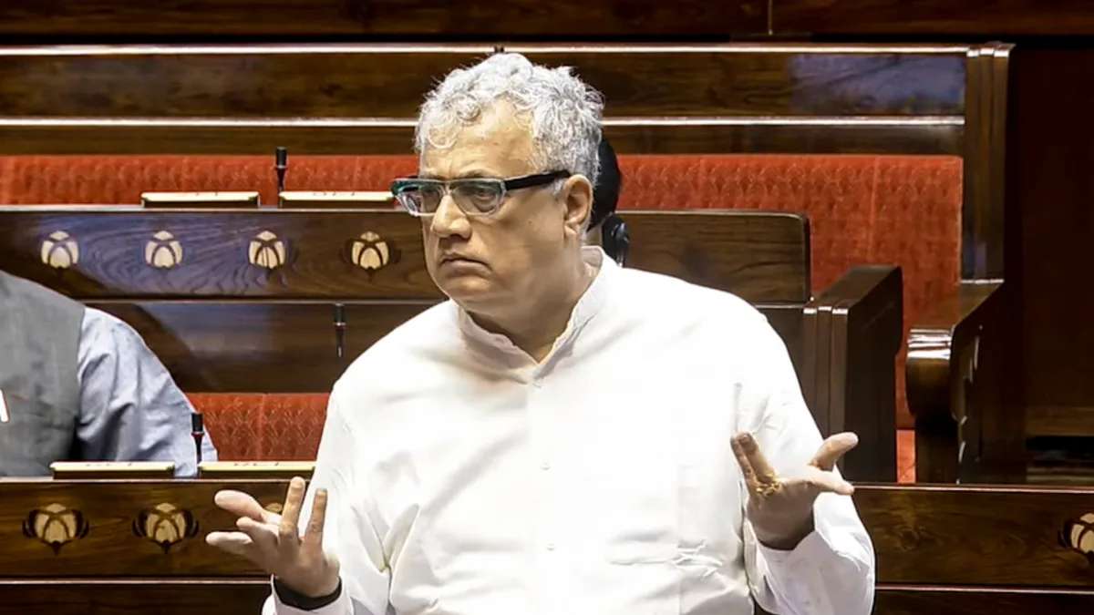ক্যামাক স্ট্রিট-কাণ্ডে বাড়ল চাপ, পুলিশি তলব অভিষেককে, নোটিস ডেরেককেও