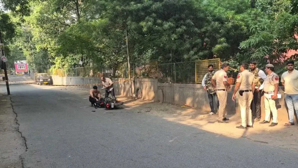 দিল্লিতে ফের যৌন নির্যাতন! পুলিশ সেজে নাবালিকাকে নির্যাতনের অভিযোগ, এক অভিযুক্ত ধৃত