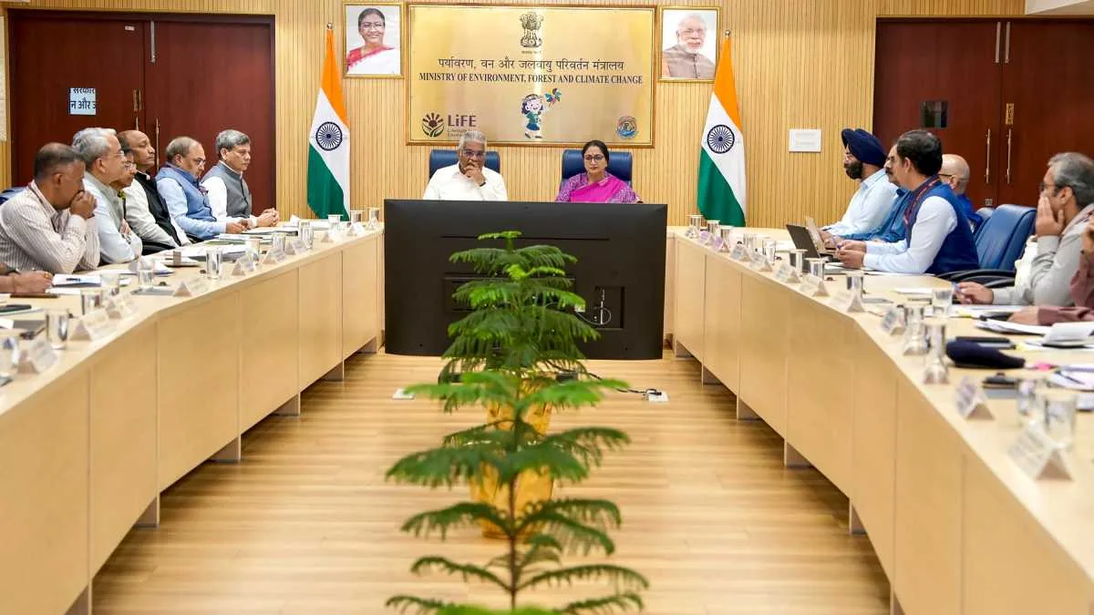 শীতকালীন বায়ু দূষণ মোকাবিলায় কঠোর পদক্ষেপের পরিকল্পনা দিল্লির, যানবাহন চলাচলে নিয়ন্ত্রণ, বাড়ি থেকে কাজ এবং নির্মাণকাজের উপর নিষেধাজ্ঞা
