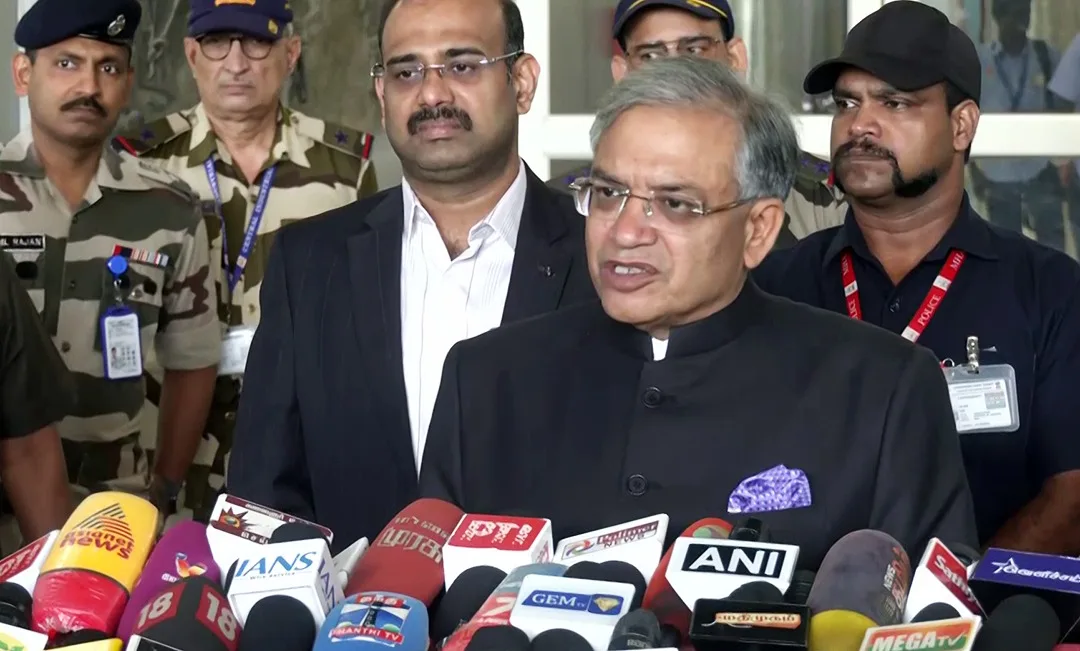 রাজ্যের দায়িত্বে থাকাকালীন সুইসাইড নোটেও ‘দায়ী’ হিসেবে লেখা ছিল যাঁর নাম, তিনিই এখন  নির্বাচন কমিশনের সর্বময় কর্তা: বিতর্কের কেন্দ্রে জ্ঞানেশ কুমার