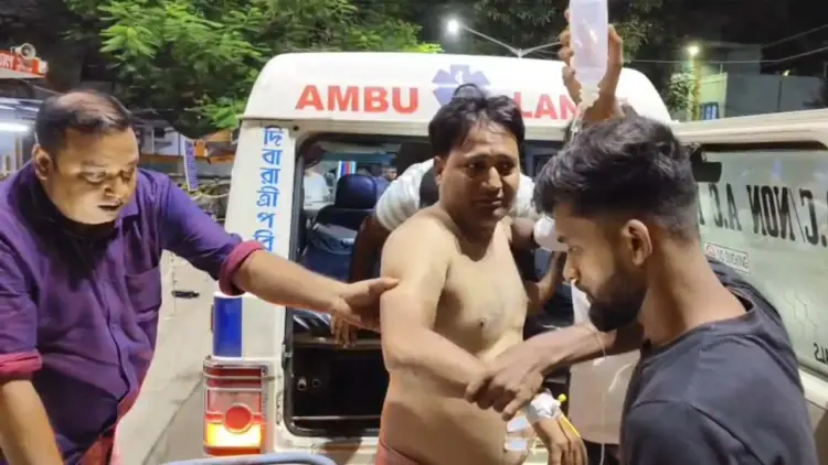 জুয়ার ঠেকে গোপনে হানা পুলিশের, বোমা মারল দুষ্কৃতীরা, মৃত্যুর সঙ্গে পাঞ্জা লড়ছেন এএসআই
