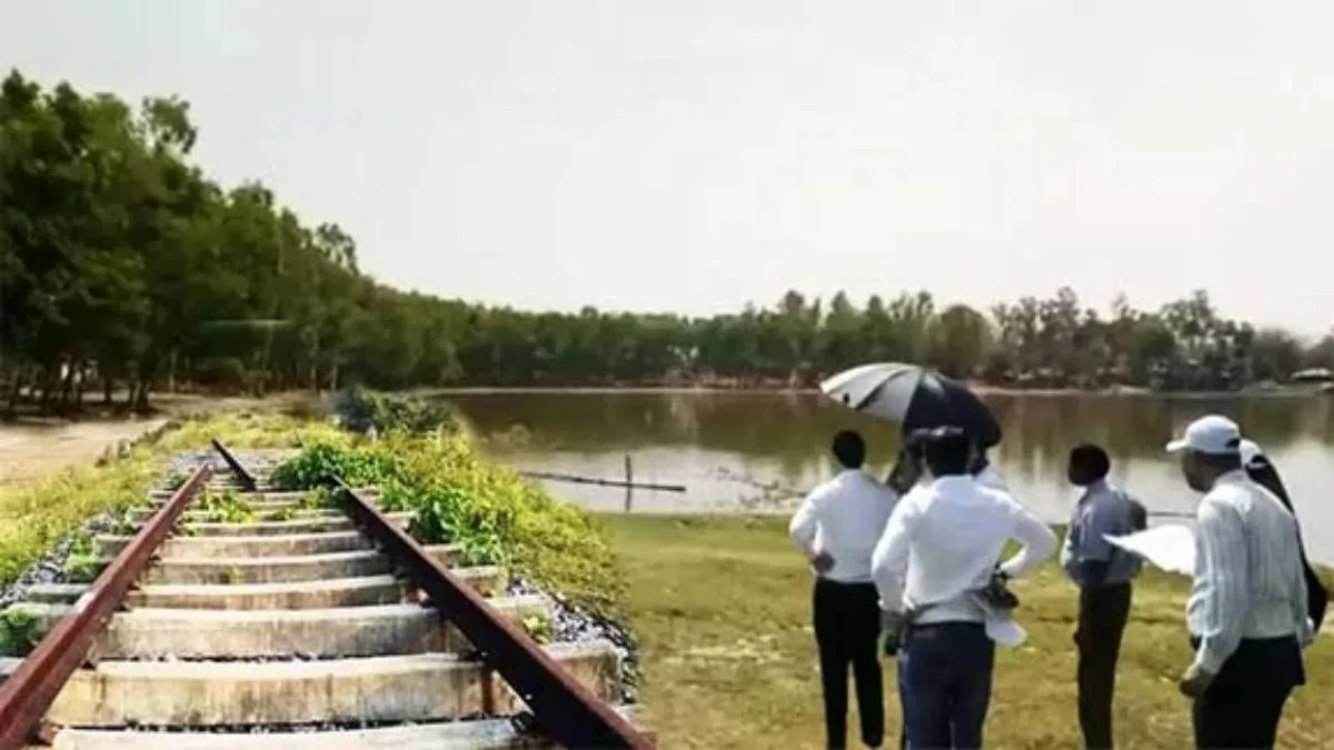 ভাবাদিঘির উপর দিয়ে ছুটতে চলেছে ট্রেন, দ্রুতগতিতে কাজ চলছে তারকেশ্বর-বিষ্ণুপুর রেলপথের