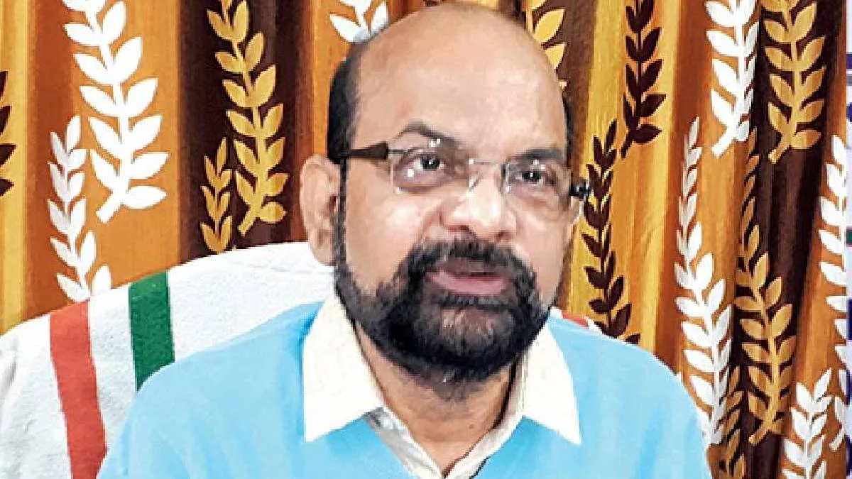 পুরভোটের আগে ইংরেজবাজার পুরসভার চেয়ারম্যান পদে ইস্তফা কৃষ্ণেন্দুর