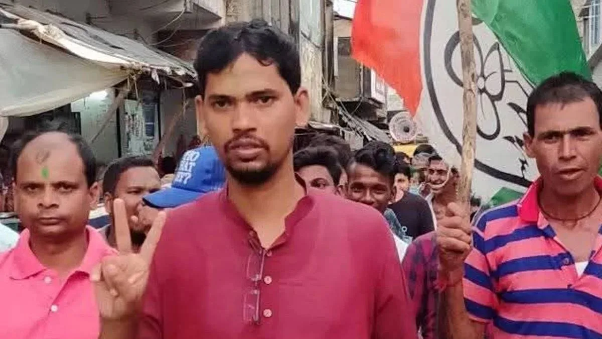 গ্রেপ্তার তৃণমূলের উপপ্রধান, বেঙ্গালুরু থেকে পাকড়াও করে নিয়ে এল হাসনাবাদ থানার পুলিশ
