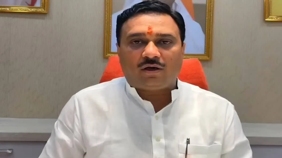 নির্বাচন কমিশনারের ছেলের পরিচয় দিয়ে বান্ধবীকে হুমকির অভিযোগ মন্ত্রীর বিরুদ্ধে, থানায় উমেশ রাই