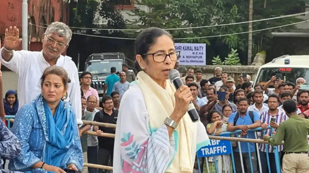 ‘ভ্যানিশ কুমার মাস্ট গো’, শ্রীরামপুর থেকে লাগাতার আন্দোলনের হুঁশিয়ারি মমতার