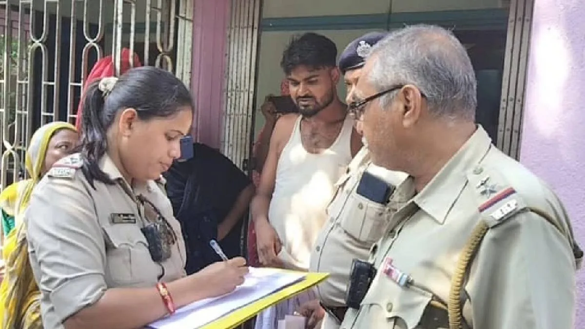 উপনির্বাচনের প্রাক্কালে সরগরম নন্দীগ্রাম, তৃণমূল নেতার বাড়িতে পুলিশের অভিযান