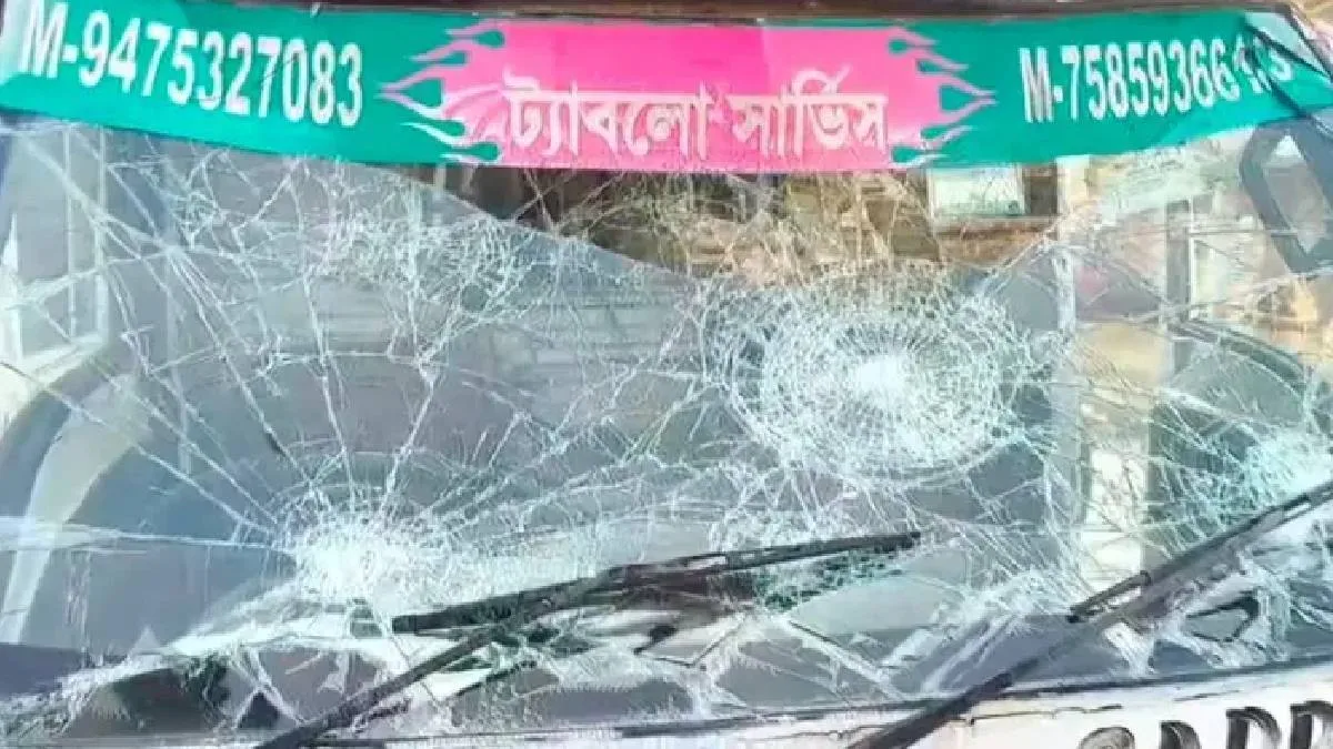 কংগ্রেস প্রার্থীর প্রচার গাড়িতে ব্যাপক ভাঙচুর, উত্তপ্ত নন্দীগ্রামে তুমুল আলোড়ন