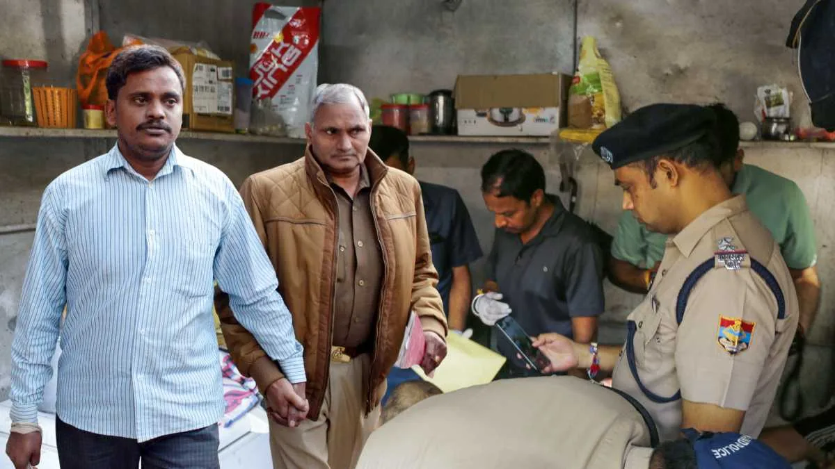 নিঠারি মামলা: সুরেন্দ্র কোলির মৃত্যু নিয়ে তদন্তের দাবি তাঁর দাদার, আত্মহত্যা নিয়ে সন্দেহ প্রকাশ