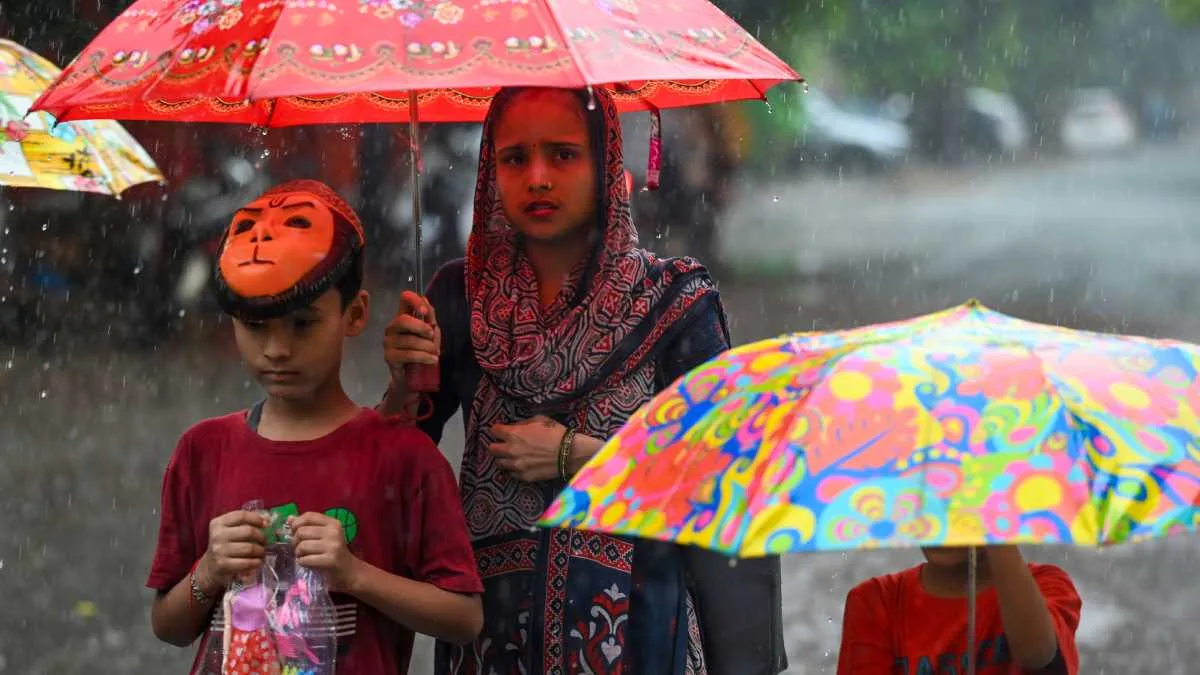 কলকাতা-সহ দক্ষিণে বুধবার পর্যন্ত বৃষ্টির পূর্বাভাস, উত্তরেও কি হবে বৃষ্টি?