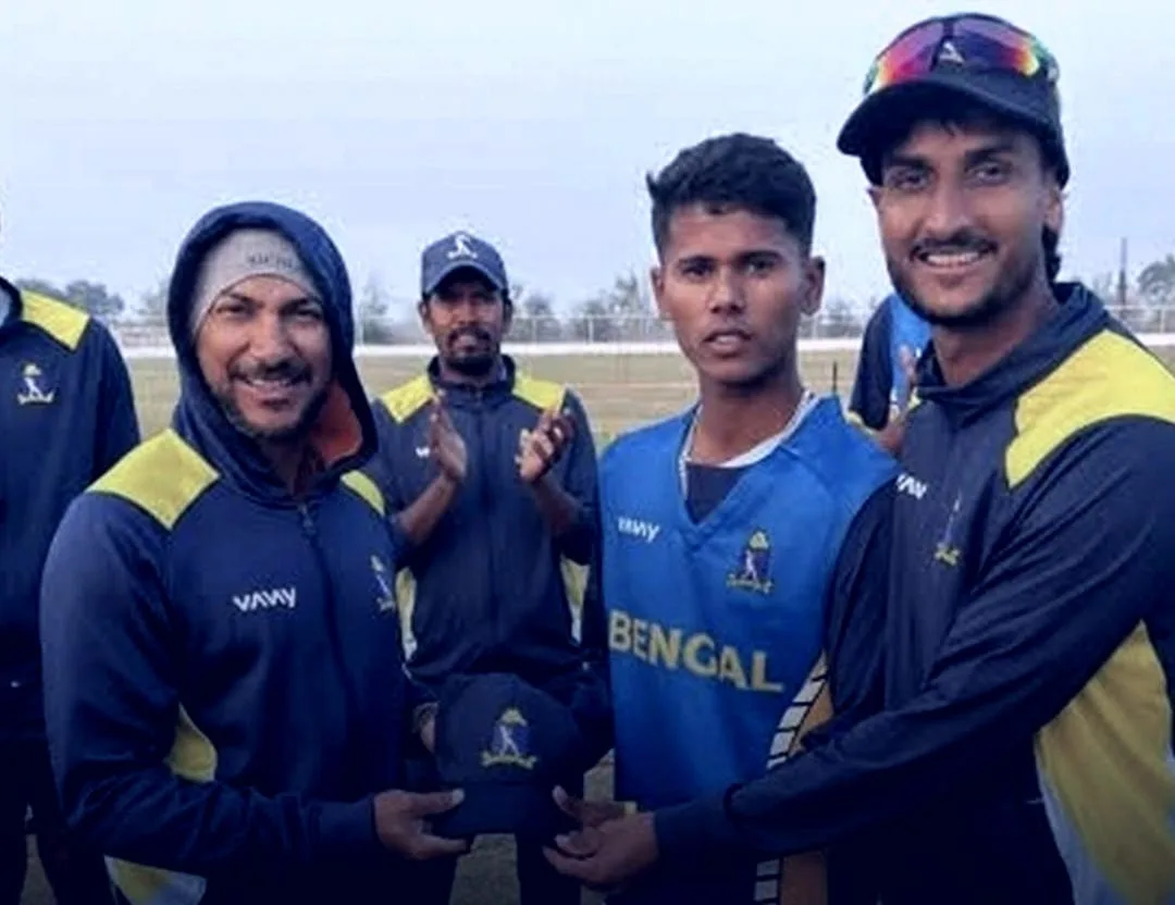 আধার কার্ডে বয়স নিয়ে গরমিল, ‘বাংলার’ রোহিত যাদবকে দু’বছরের জন্য সাসপেন্ড করল বিসিসিআই