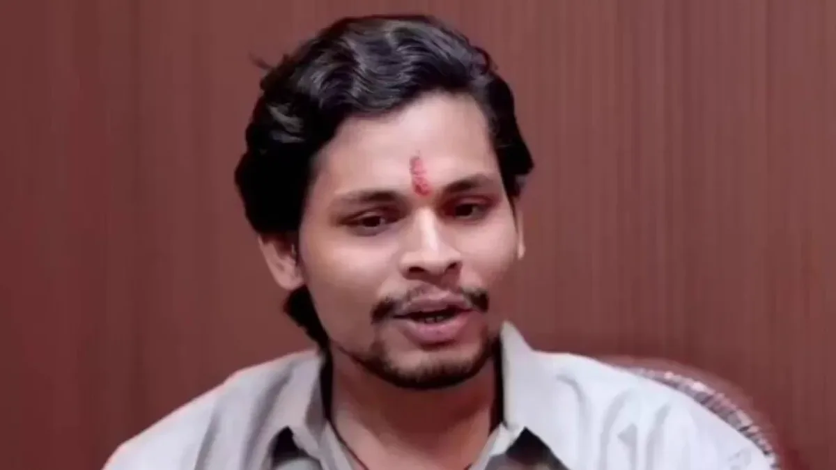 স্বতন্ত্রকে ৭২ ঘণ্টায় গ্রেপ্তারের আশ্বাস, থানায় সিজেপি