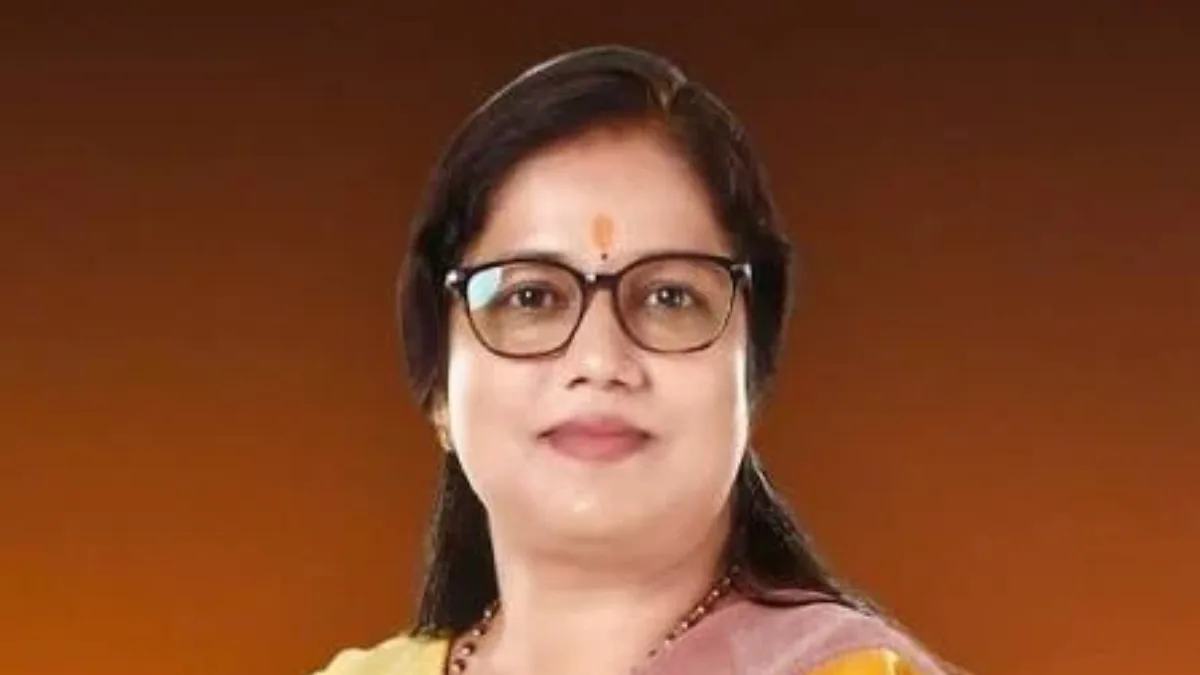 মন্ত্রীর অফিসে গভীর রাতে হামলা, বিজেপির প্রতীক-কাটআউট ভাঙচুরের অভিযোগ
