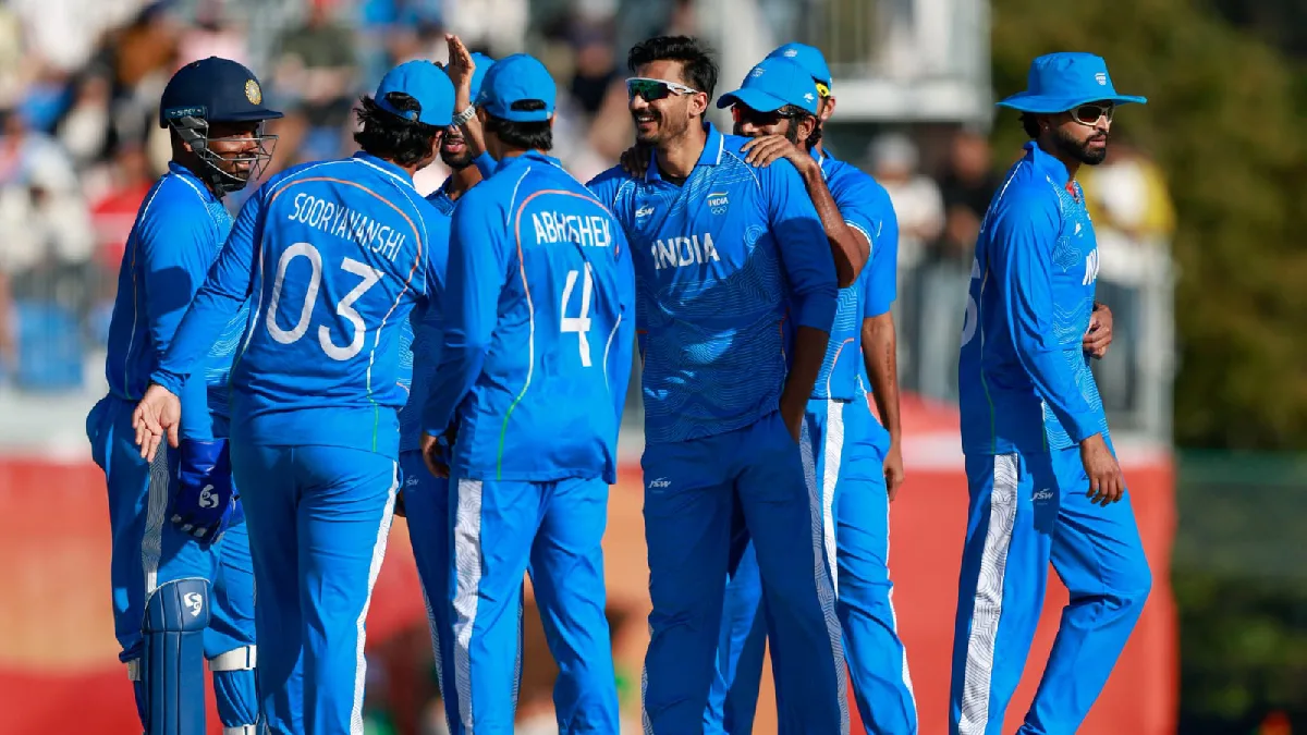 সেমিফাইনালে শ্রীলঙ্কাকে উড়িয়ে ফাইনালে পাকিস্তানের মুখোমুখি ভারত,জিতে কী বার্তা অক্ষরের?