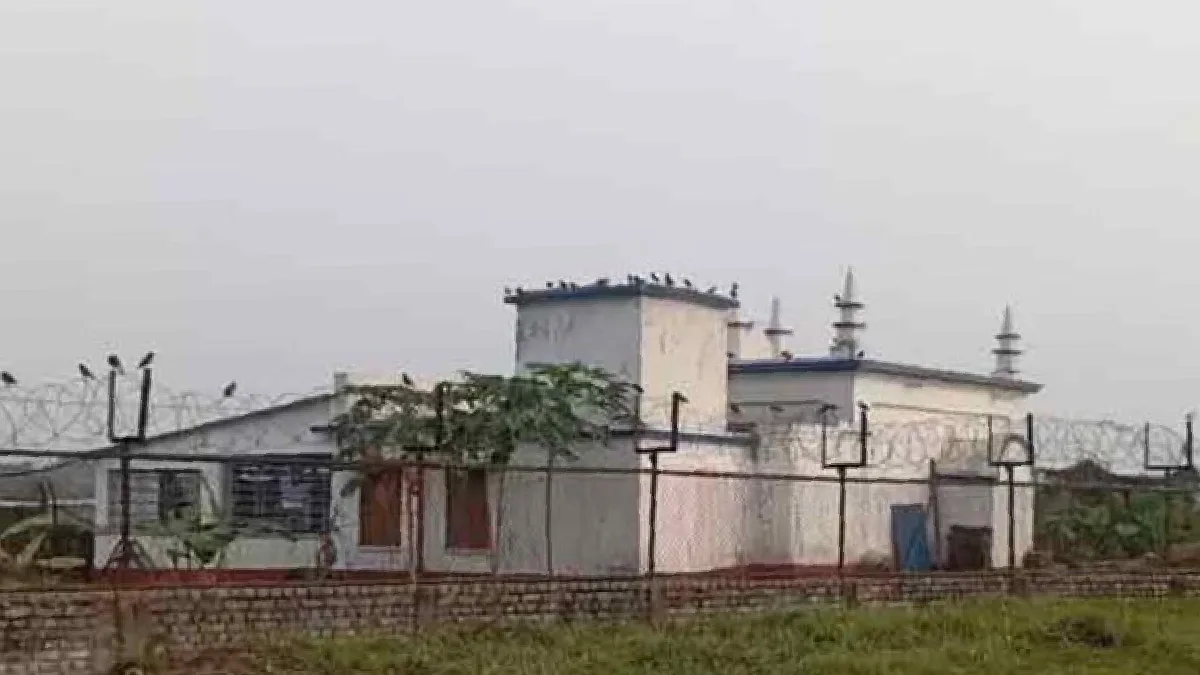 বিমানবন্দরে বাঁকরা মসজিদ মামলায় কোন অন্তর্বর্তী নিদের্শ দিল না হাইকোর্ট