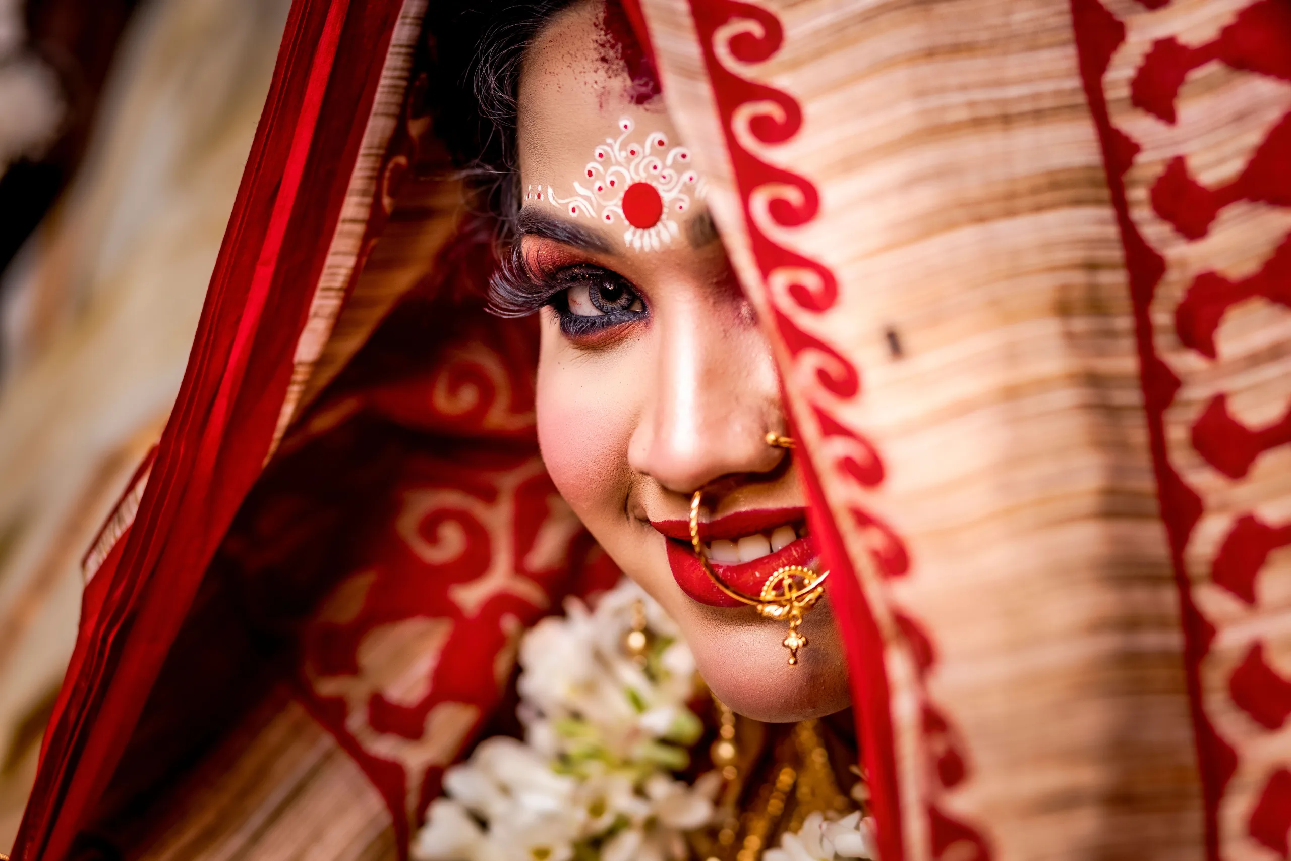 বিরাট সস্তা হল সোনা: কলকাতায় দশ দিনে দাম কমল প্রায় ৪ হাজার টাকা, গয়না কেনার এটাই সেরা সময়?
