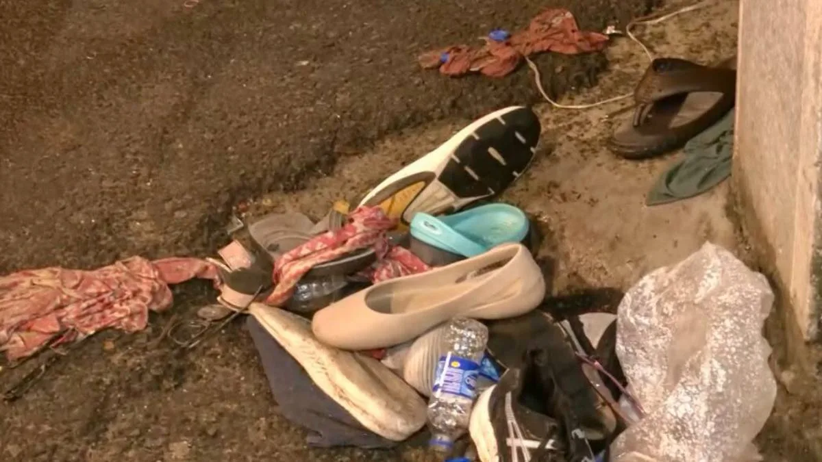 চোরবাগান পদপিষ্টের ঘটনায় ঘোষণা এবং নিরাপত্তারক্ষীদের বারবার বাঁশি বাজানোয় কি হুড়োহুড়ি?