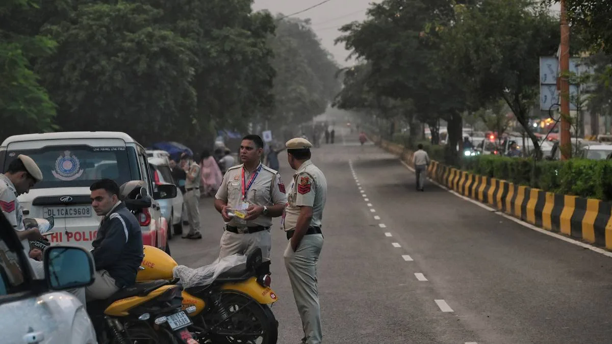ইন্ডিয়া ব্লকের সভা ঘিরে দিল্লিতে ট্র্যাফিক নিয়ন্ত্রণ, সকাল ১০টা থেকে বিকেল ৫টা পর্যন্ত একাধিক রাস্তায় বিধিনিষেধ