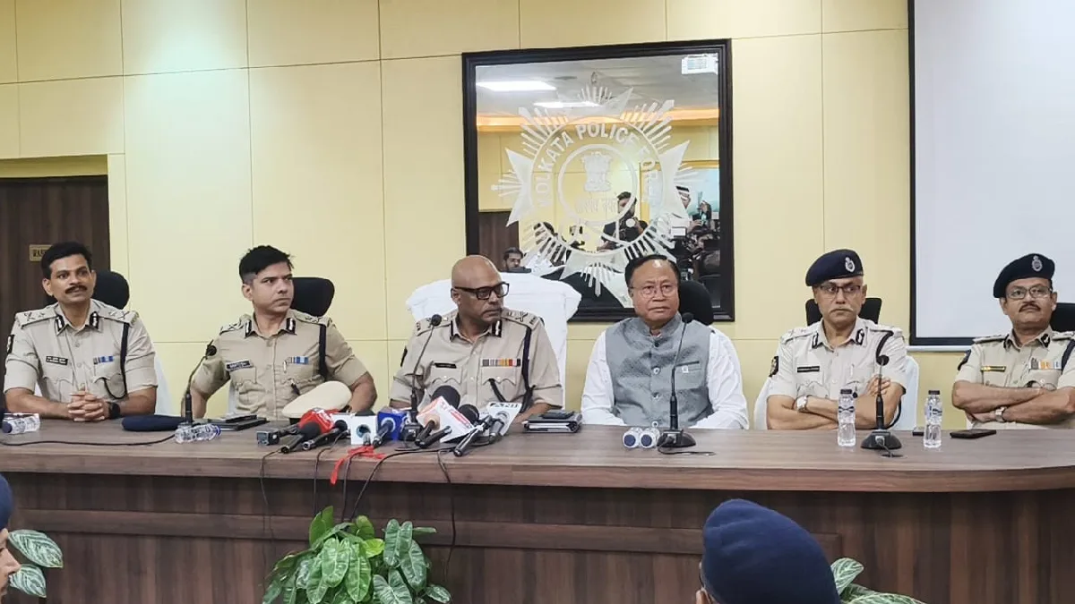 পুজোয় নিরাপত্তার চাদরে কলকাতা, ভিড় সামলাতে মেগা প্ল্যান কলকাতা পুলিশের