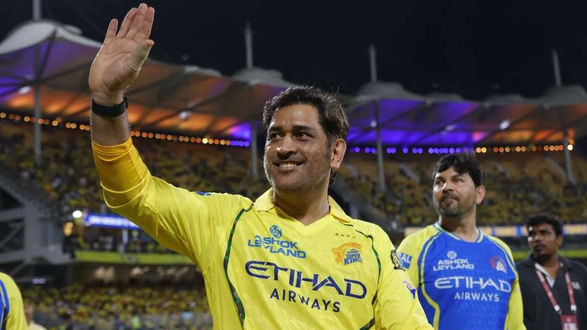 ‘পুরনো গাড়িটাকে রাস্তায় চালানোর উপযুক্ত করে তুলতে হবে’, আইপিএল ২০২৭-এ খেলা নিয়ে কেন এমন বললেন ধোনি?