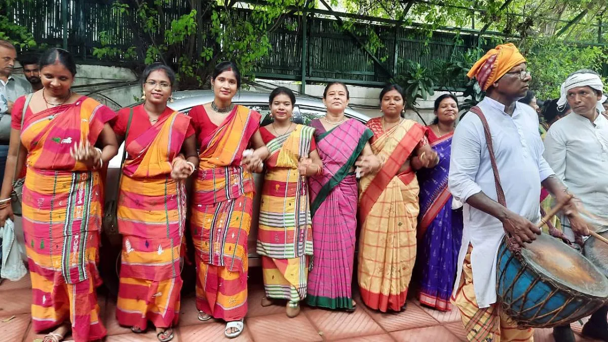 সাঁওতালি নাচ-গানে স্নাতকোত্তর করার সুযোগ, দেশের মধ্যে প্রথম পশ্চিমবঙ্গে বিশ্ববিদ্যালয়
