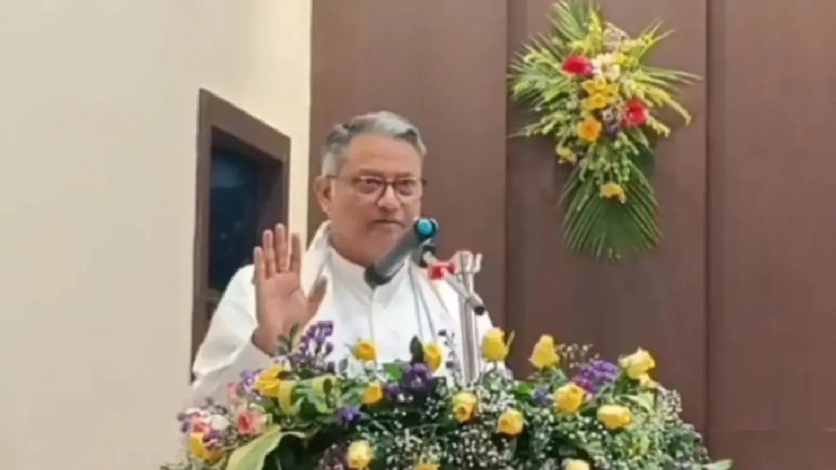 ‘প্রত্যেক থানায় কালীপুজো হোক’, বিজয়া সম্মেলনীর অনুষ্ঠানে প্রস্তাব উচ্চশিক্ষামন্ত্রীর