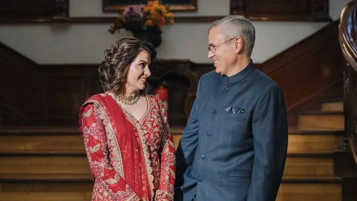 সাংবাদিক নিধি রাজদানের সঙ্গে বিয়ে সারলেন জম্মু-কাশ্মীরের মুখ্যমন্ত্রী ওমর আবদুল্লা