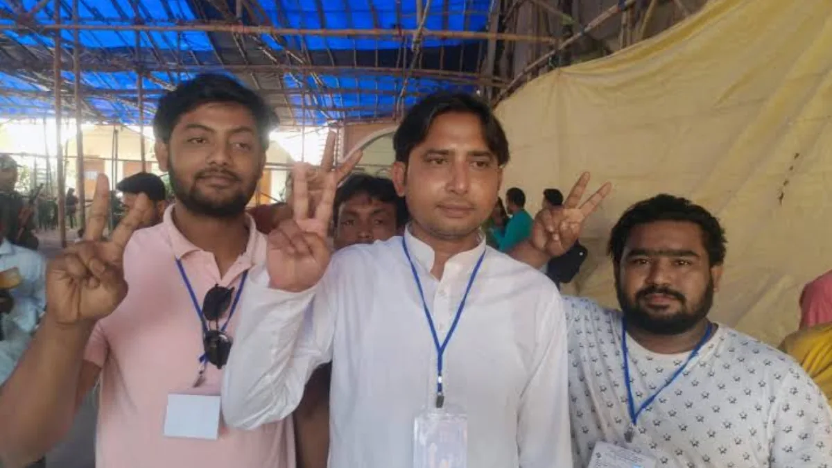 গেস্ট হাউসে এসিতে আগুন, অগ্নিদগ্ধ বাইরন বিশ্বাস আইসিইউতে, চিকিৎসায় সাড়া