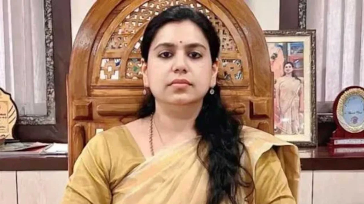 আইএএস ছেড়ে রাজনীতির ময়দানে দিব্যা মিত্তল, নতুন দল ‘জননীতি ভারত’, ২০২৭-এ উত্তরপ্রদেশে লড়াই